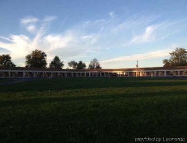 โรดเวย์ อินน์ Pittsfield ภายนอก รูปภาพ
